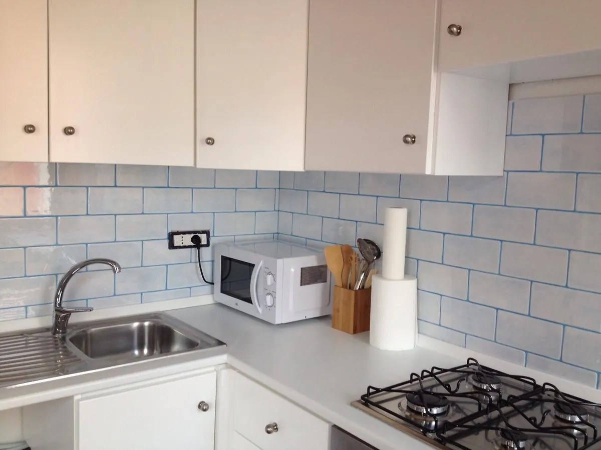 Apartament La Casa Blanca Y Azul SantʼAntìoco Włochy